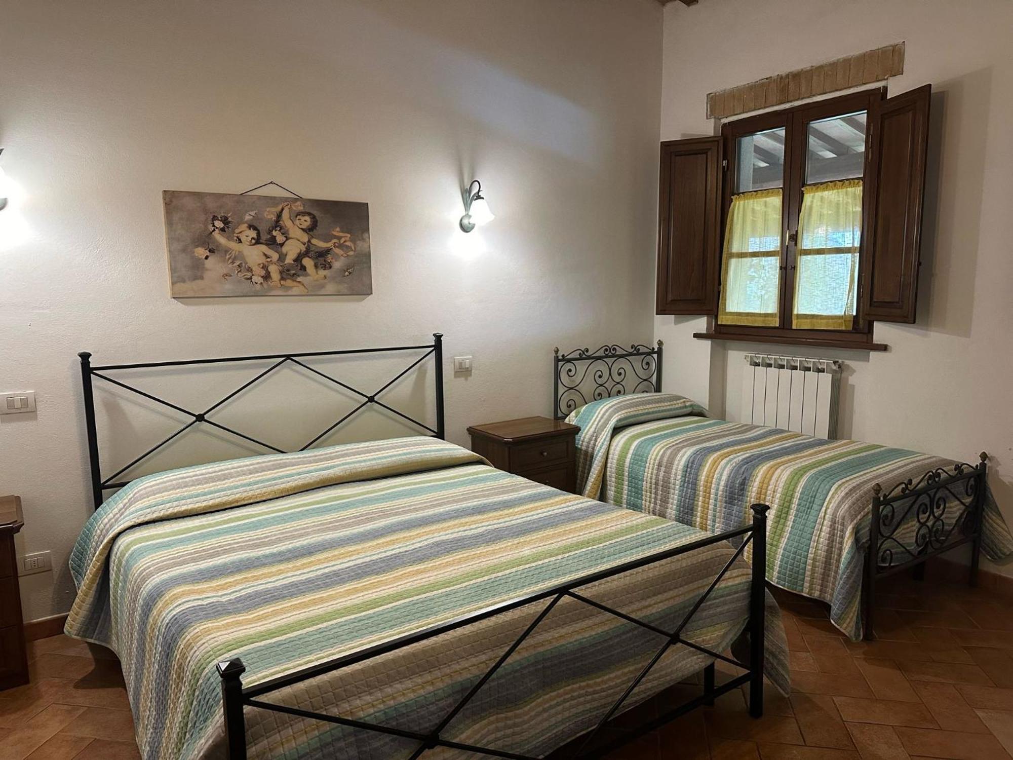 Agriturismo S. Eurosia มอนตาลชิโน ภายนอก รูปภาพ