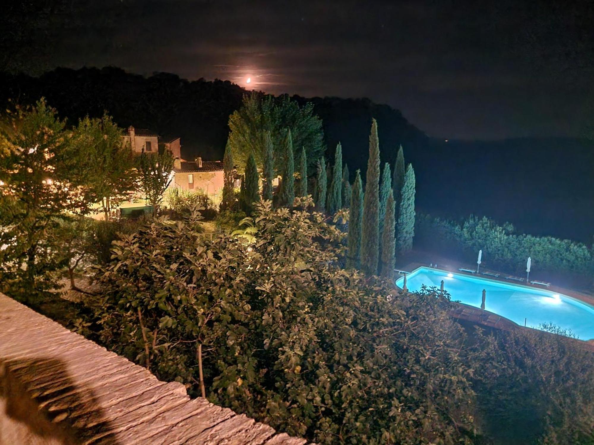 Agriturismo S. Eurosia มอนตาลชิโน ภายนอก รูปภาพ