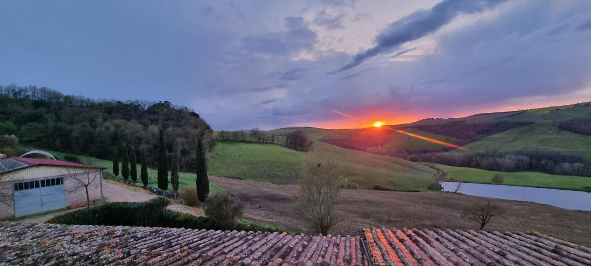 Agriturismo S. Eurosia มอนตาลชิโน ห้อง รูปภาพ