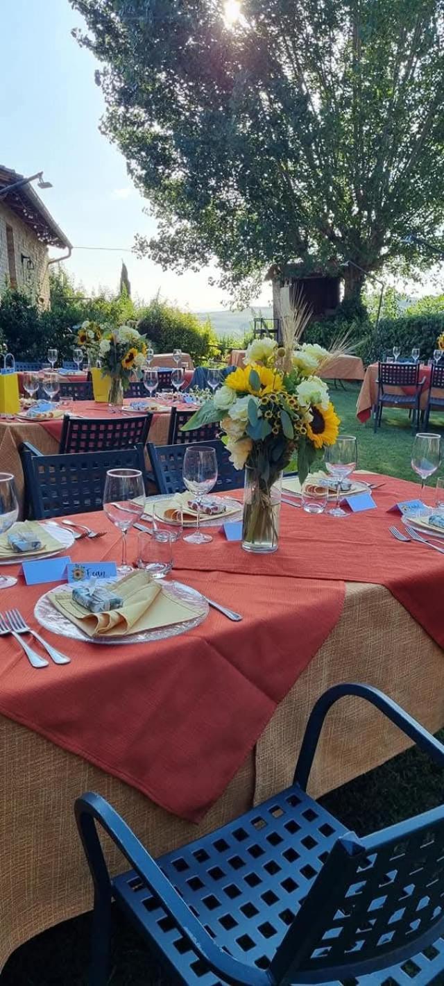 Agriturismo S. Eurosia มอนตาลชิโน ภายนอก รูปภาพ